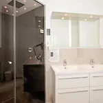 4 Person In *